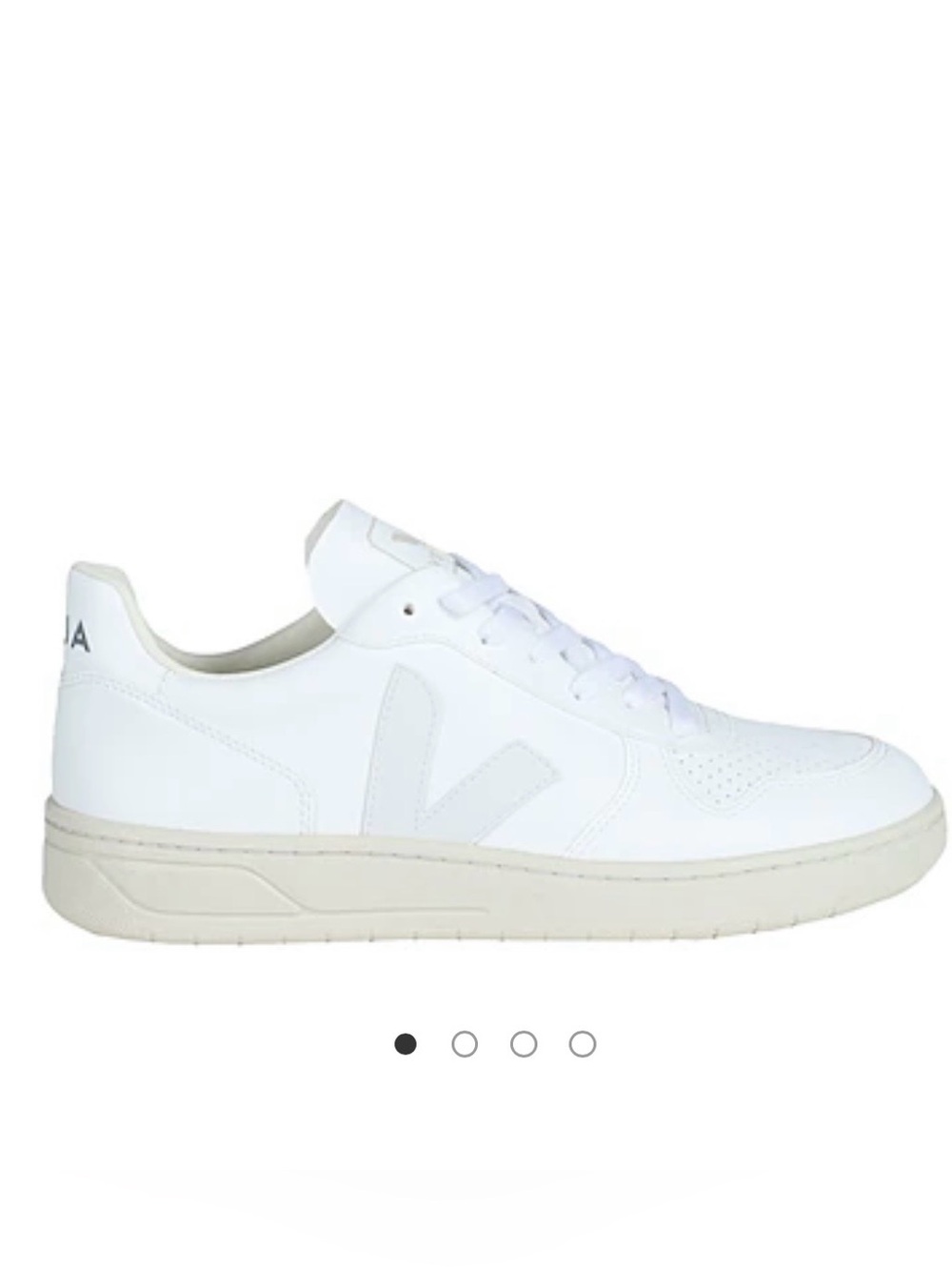 Veja V10 Low-Top Sneaker